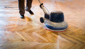 Lustrage du parquet